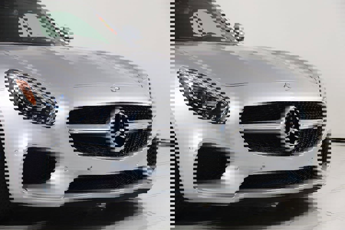 Used 2017 Mercedes-Benz AMG GT Coupe w/ Exclusive Interior Package image 79