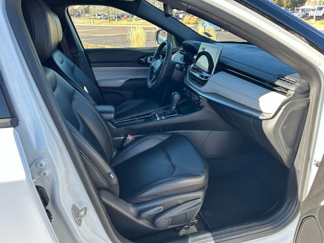 Used 2023 Jeep Compass Limited image 31