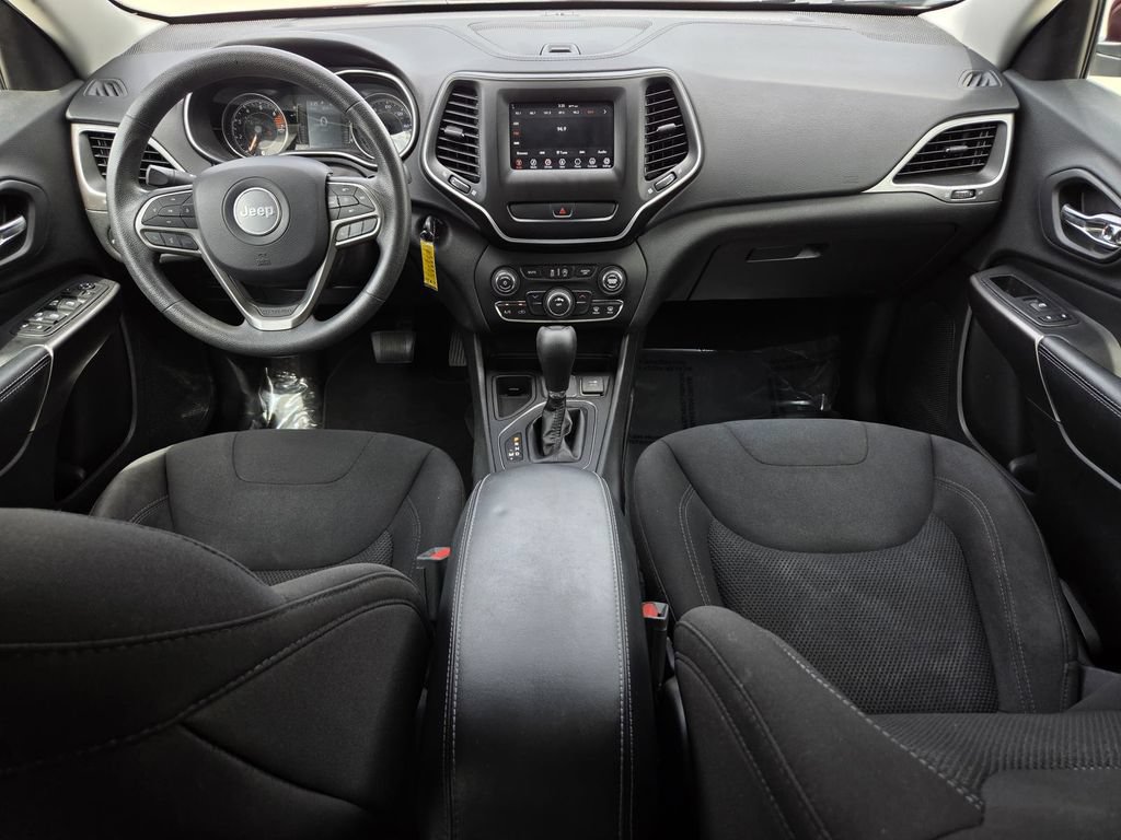 Used 2019 Jeep Cherokee Latitude w/ Popular Appearance Group FWD image 22