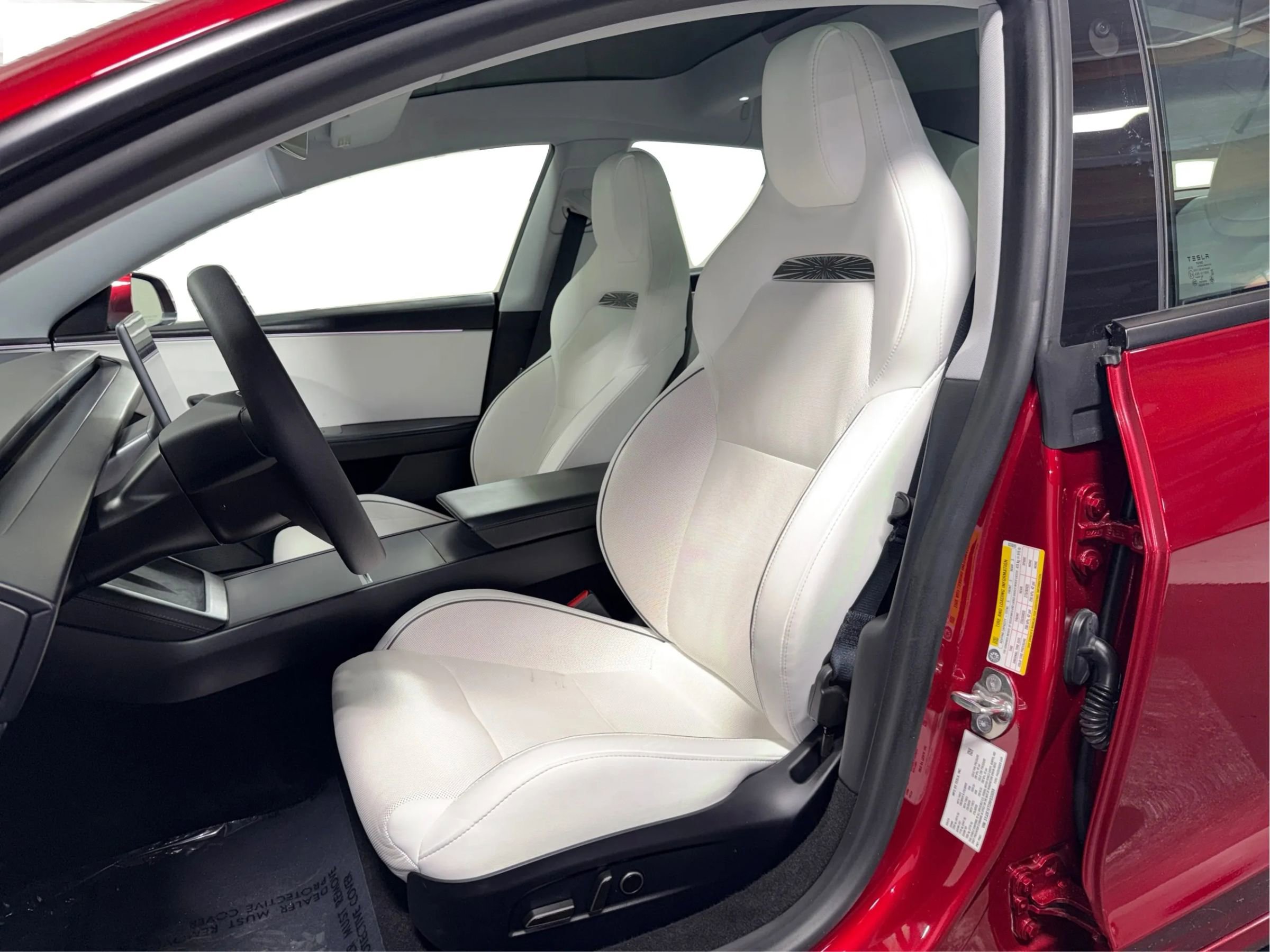 Used 2024 Tesla Model 3 Performance image 9