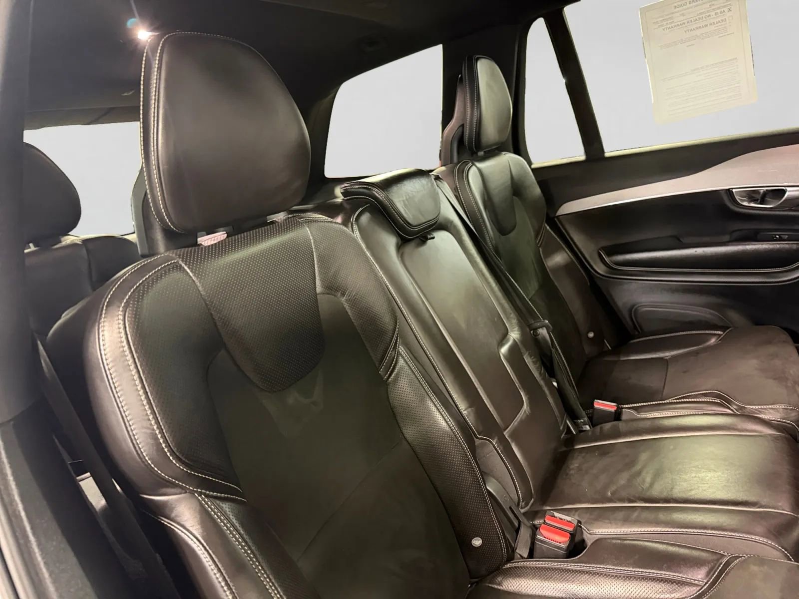 Used 2017 Volvo XC90 T6 R-Design w/ Vision Package image 25