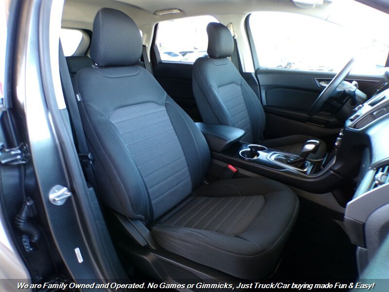 Used 2015 Ford Edge SE FWD image 27