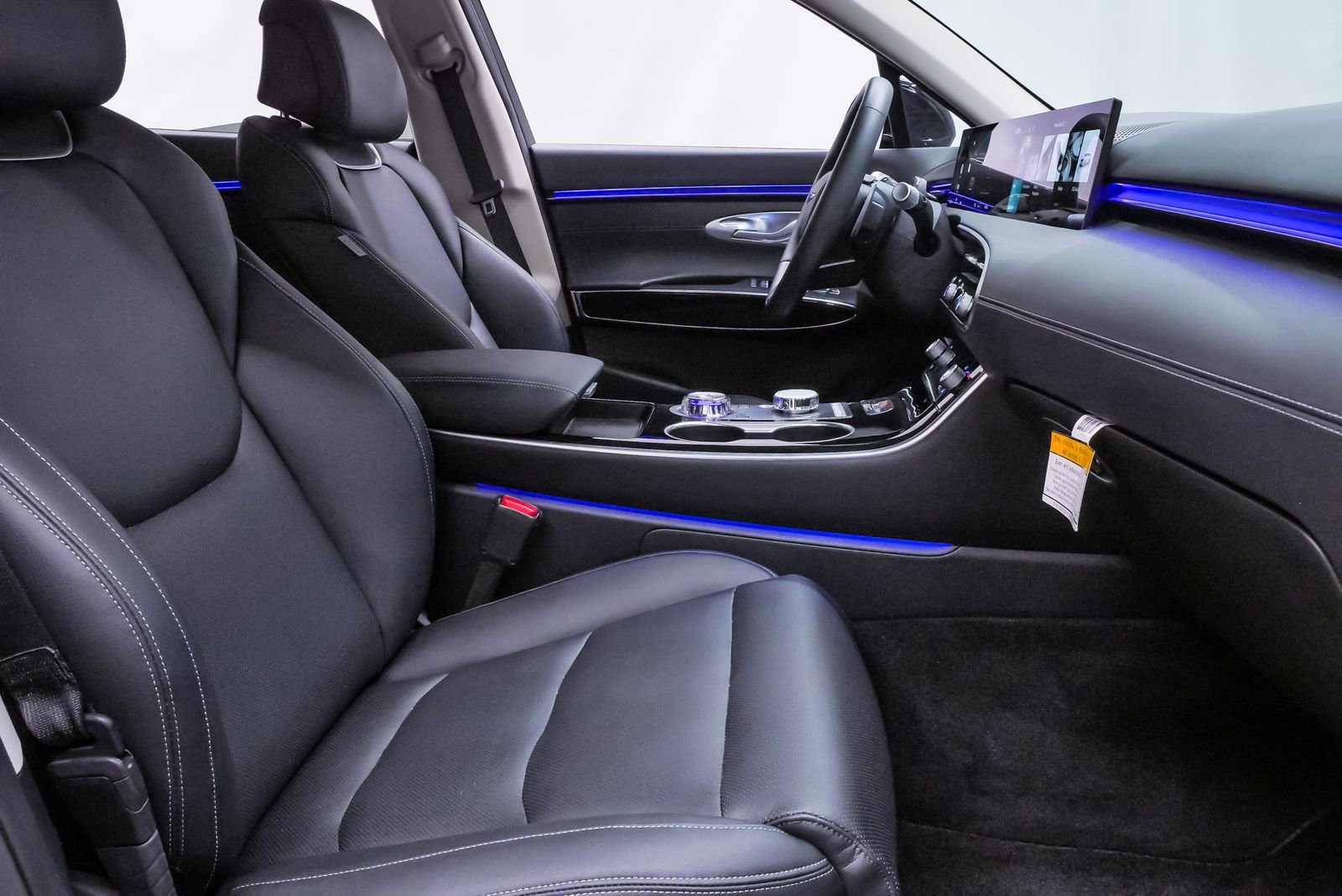 Certified 2026 Genesis GV70 2.5T image 13