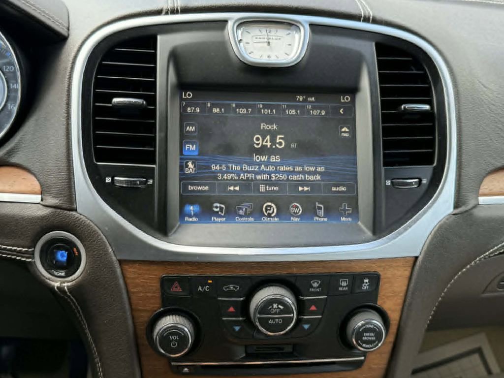 Used 2012 Chrysler 300 C Luxury Series image 14