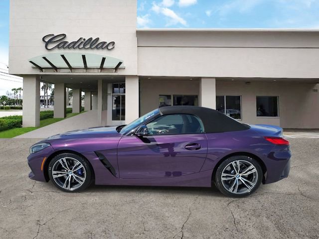 Used 2025 BMW Z4 M40i w/ Premium Package RWD image 2