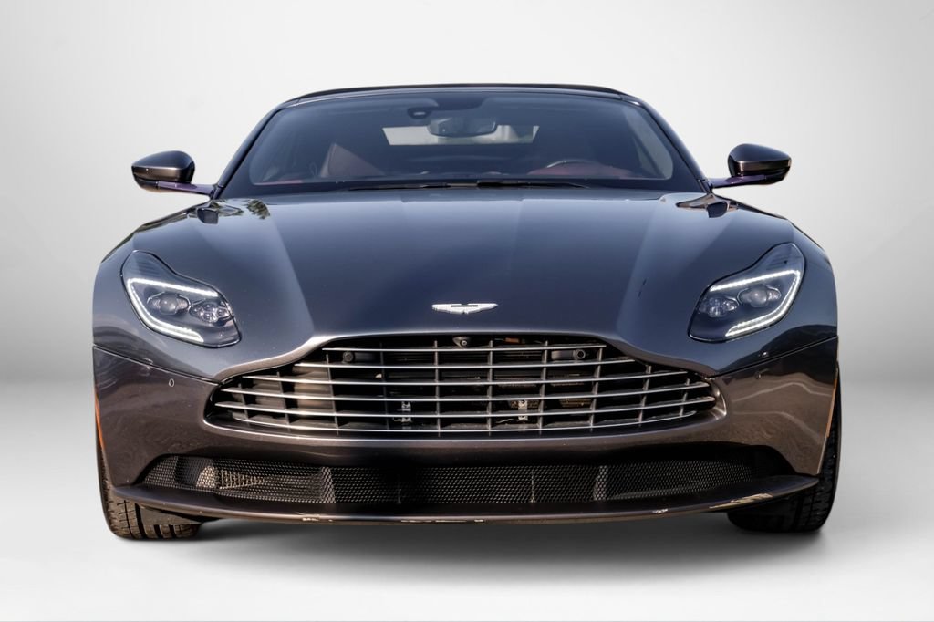 Used 2019 Aston Martin DB11 Volante RWD image 4