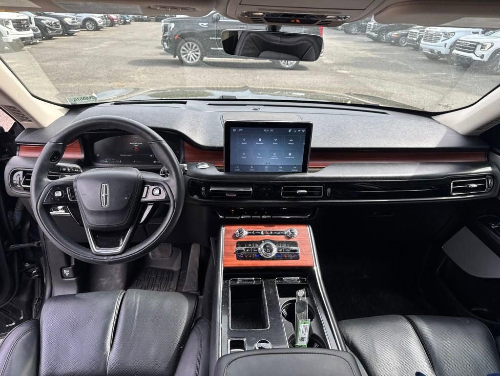Used 2023 Lincoln Aviator Reserve w/ Equipment Group 201A AWD/4WD image 15