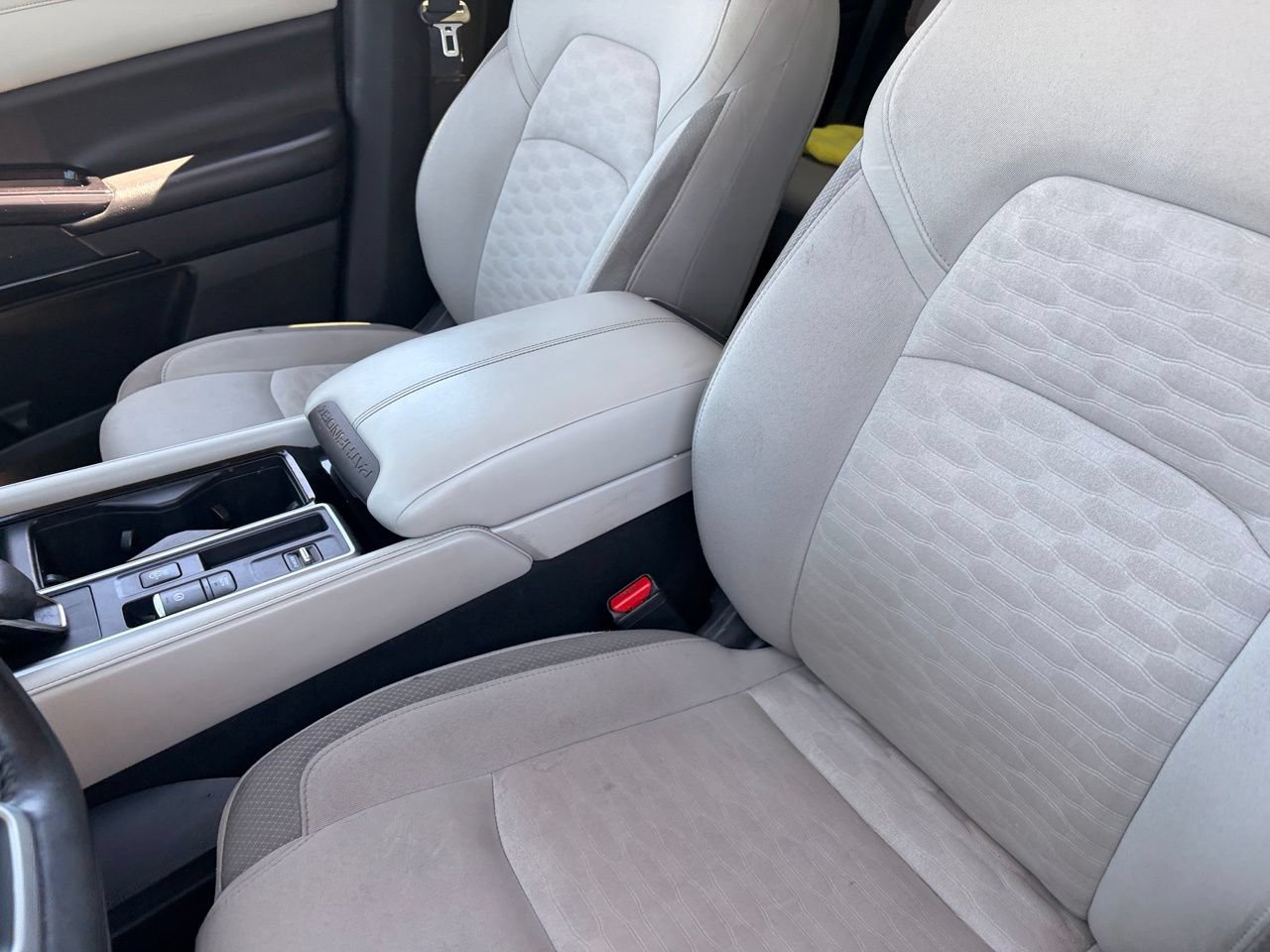 Certified 2022 Nissan Pathfinder SV FWD image 18