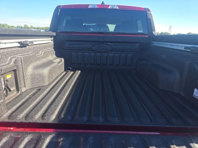 Used 2026 Ford Maverick Lariat w/ 4K Tow Package AWD/4WD image 18