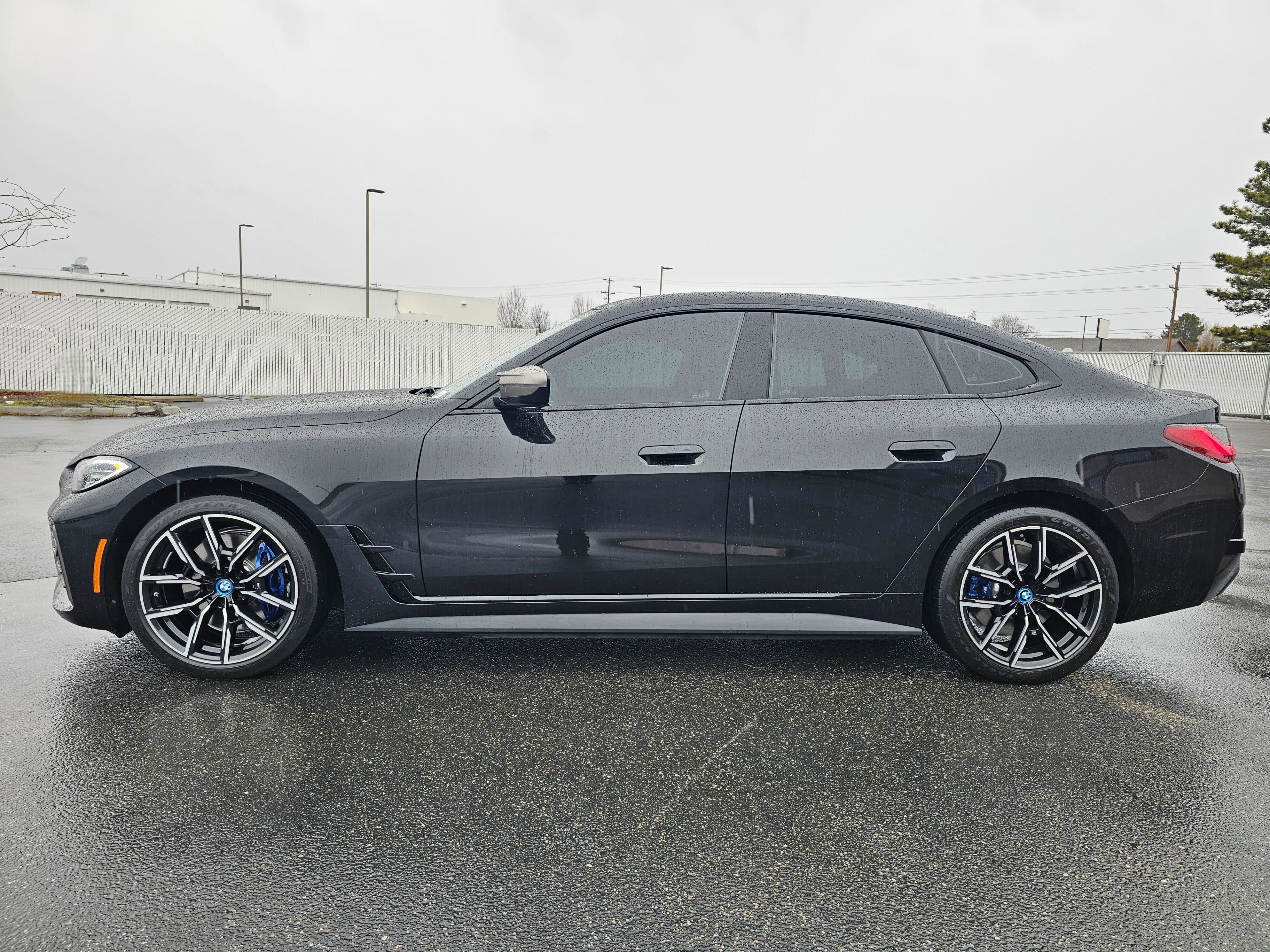 Certified 2022 BMW i4 M50 w/ Premium Package image 3