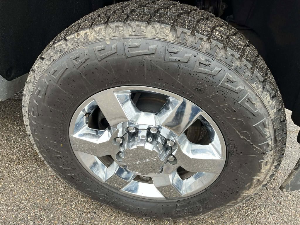 Used 2018 GMC Sierra 3500 Denali w/ Duramax Plus Package image 17