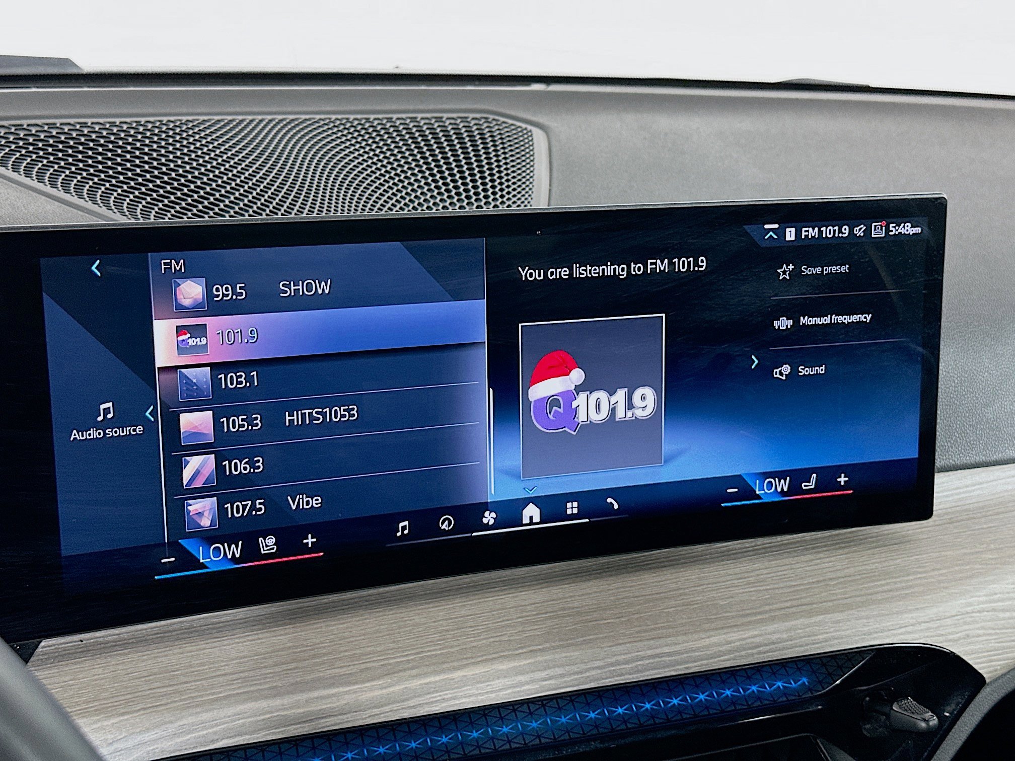 Used 2025 BMW 330i Sedan w/ Convenience Package image 19