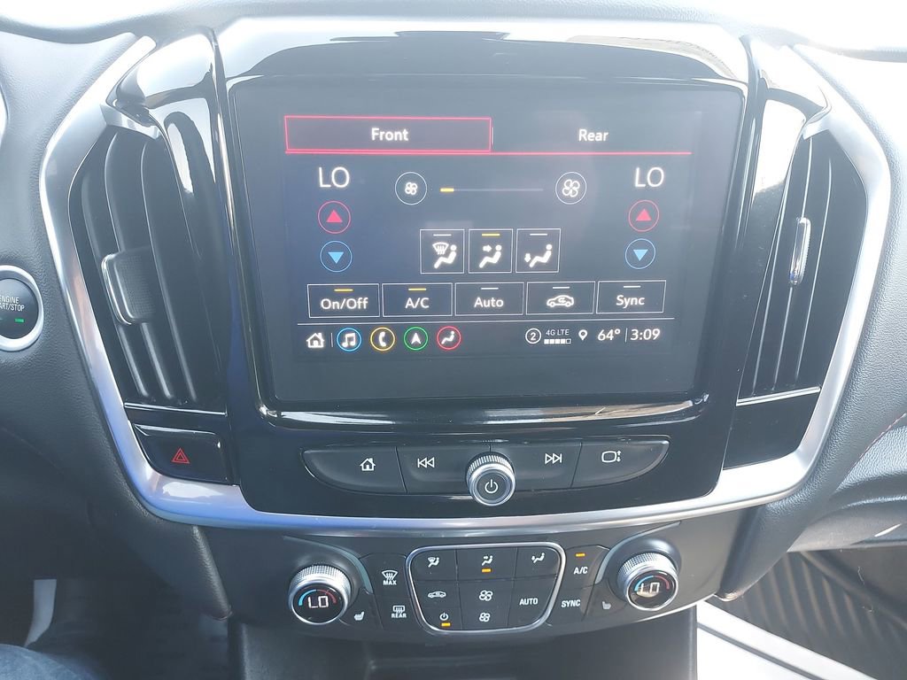 Used 2023 Chevrolet Traverse RS image 24