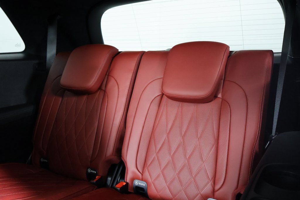 New 2026 Mercedes-Benz GLS 63 AMG 4MATIC image 7