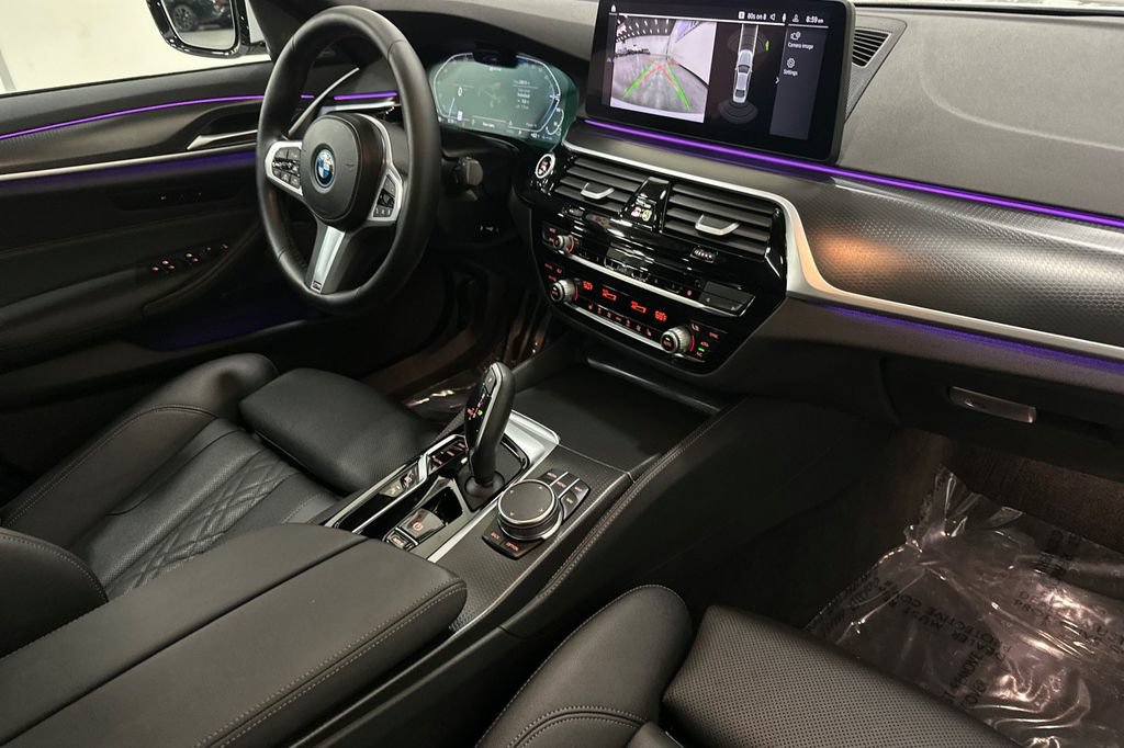 Used 2023 BMW 530e w/ M Sport Package RWD image 17