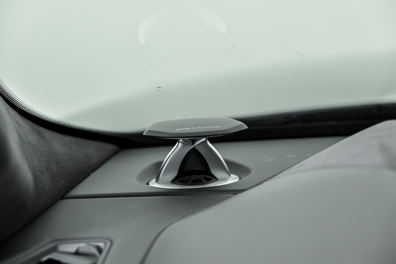 Used 2019 Lamborghini Urus image 33