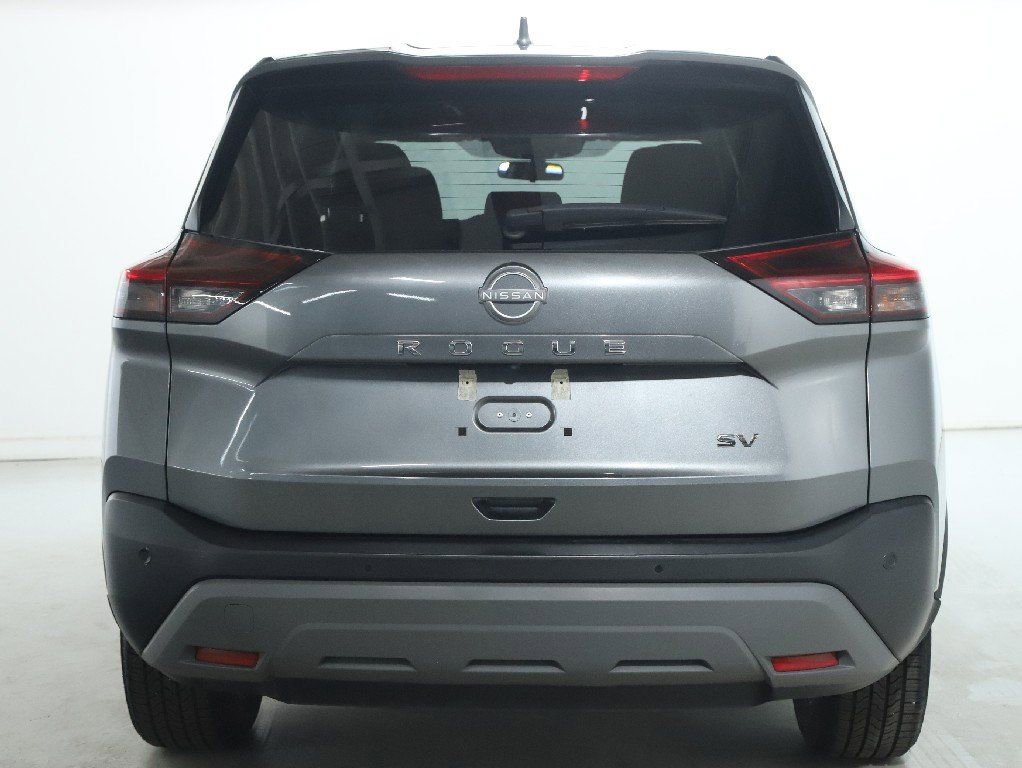 Used 2023 Nissan Rogue SV image 40