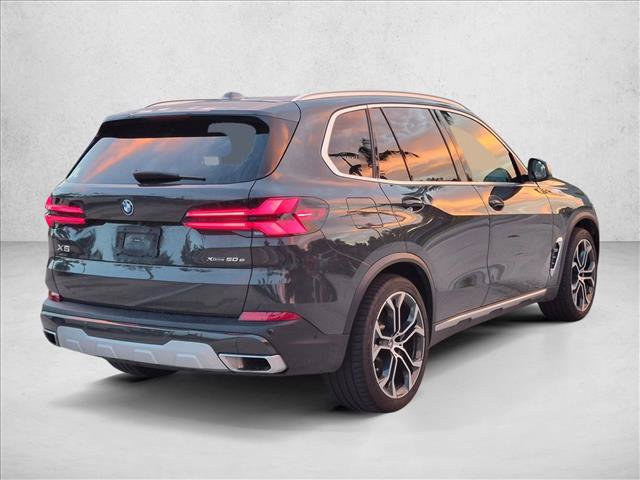 Used 2024 BMW X5 xDrive50e w/ Executive Package AWD/4WD image 5