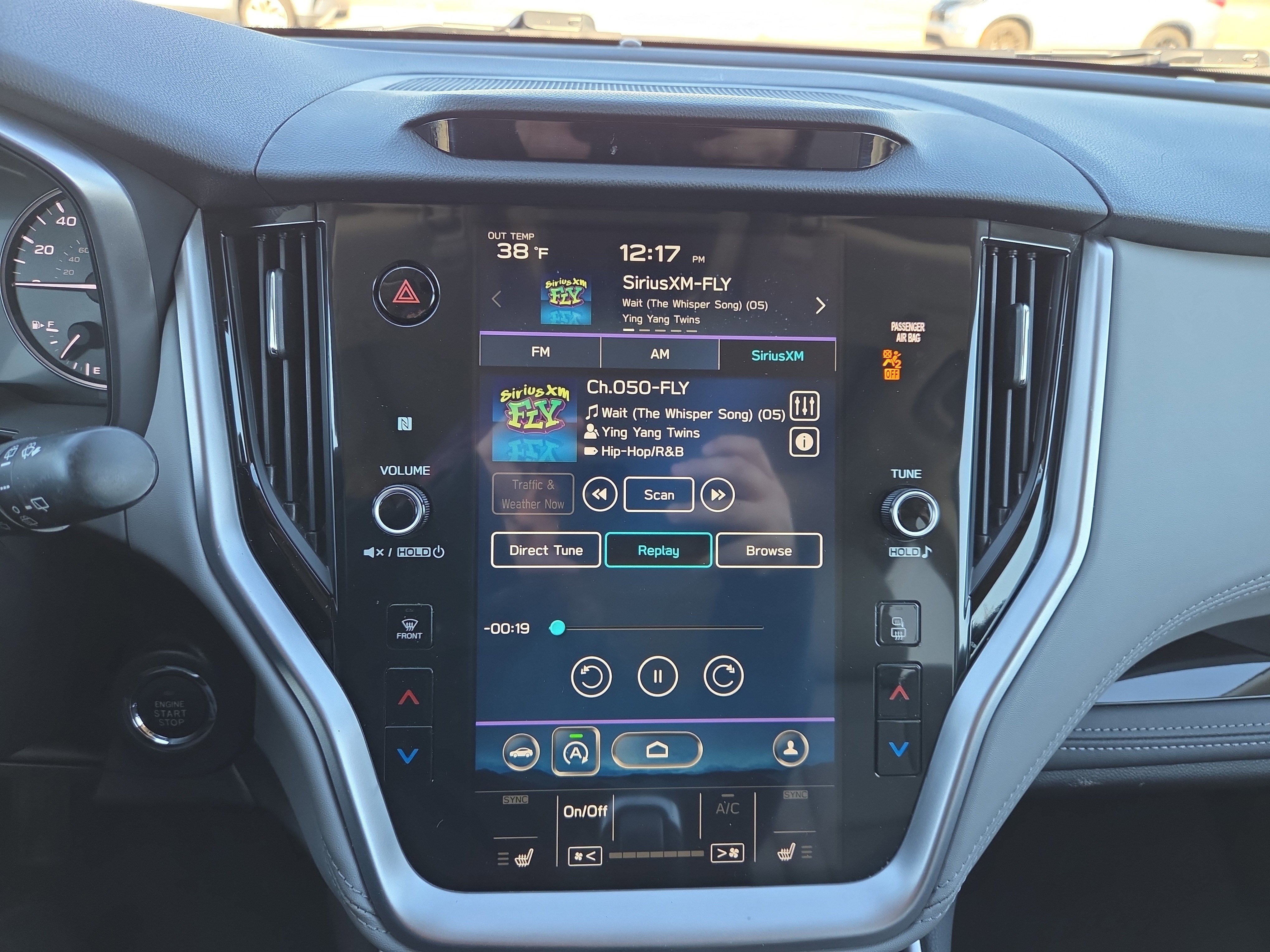 Used 2020 Subaru Outback Limited image 12