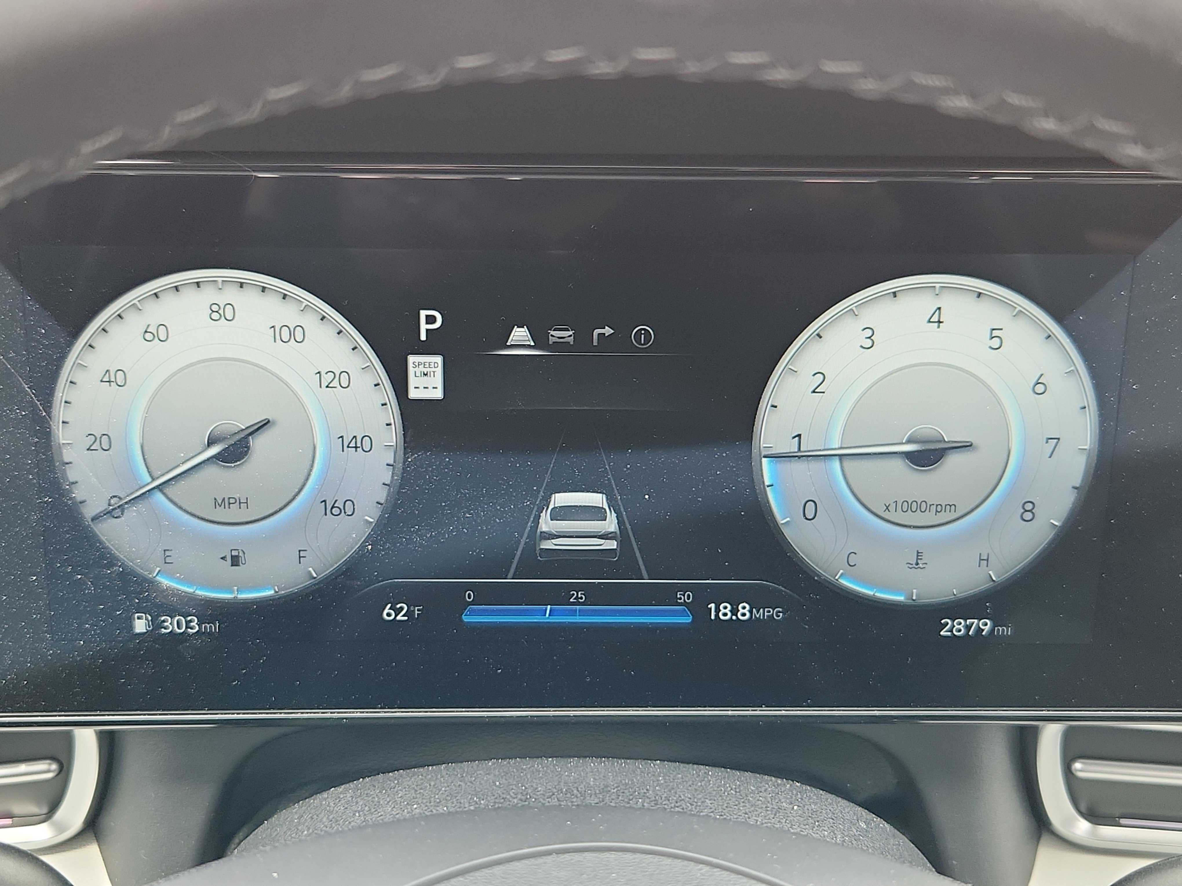 Used 2025 Hyundai Elantra Limited image 18