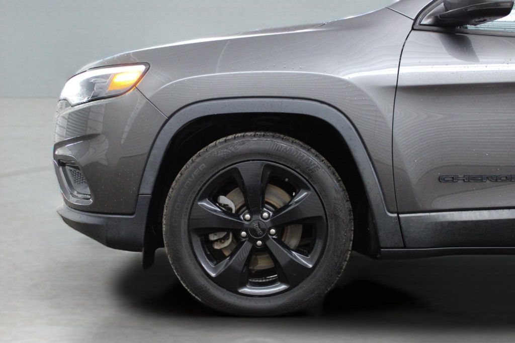 Used 2020 Jeep Cherokee Latitude Plus FWD image 6
