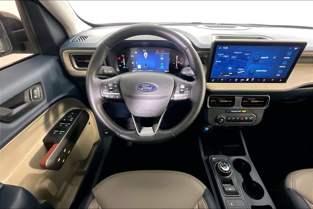 Used 2025 Ford Maverick Lariat AWD/4WD image 6