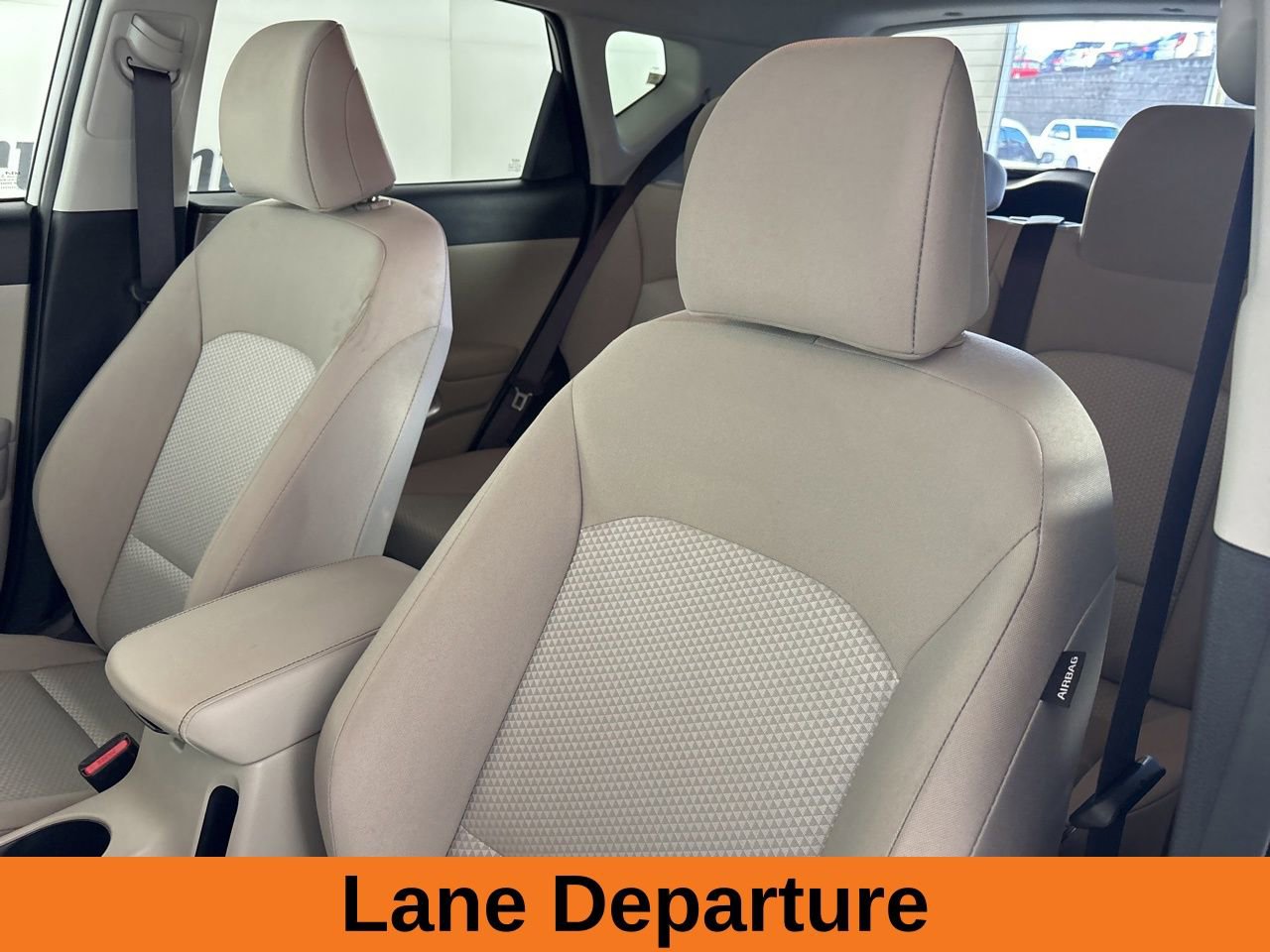 Used 2025 Kia Soul LX image 9