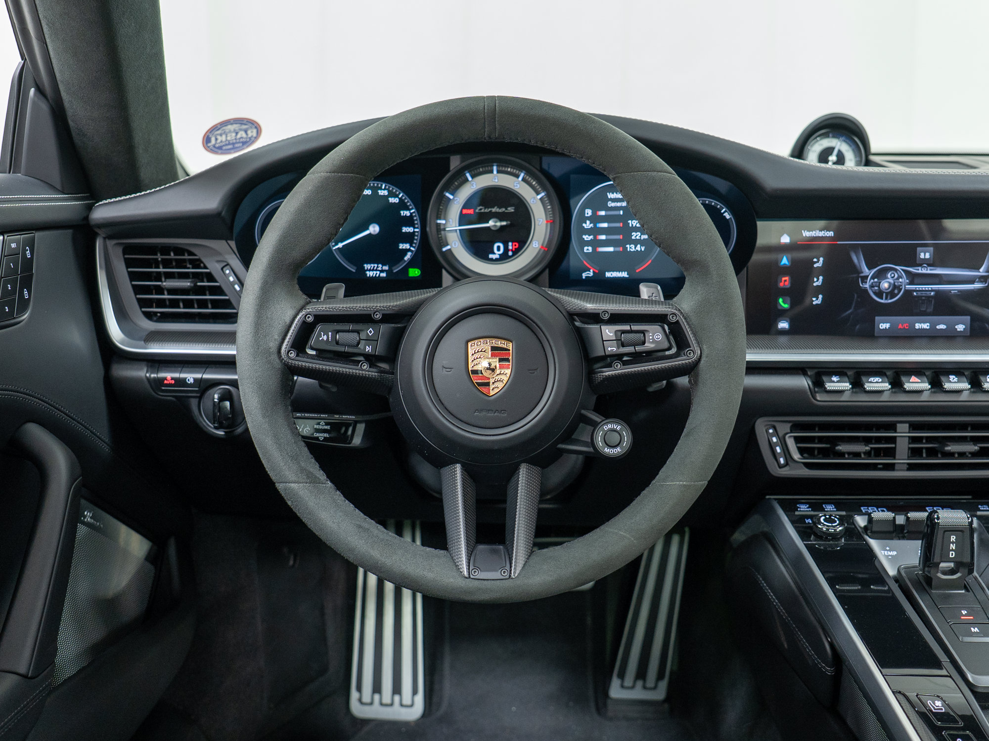 Certified 2025 Porsche 911 Turbo S AWD/4WD image 23