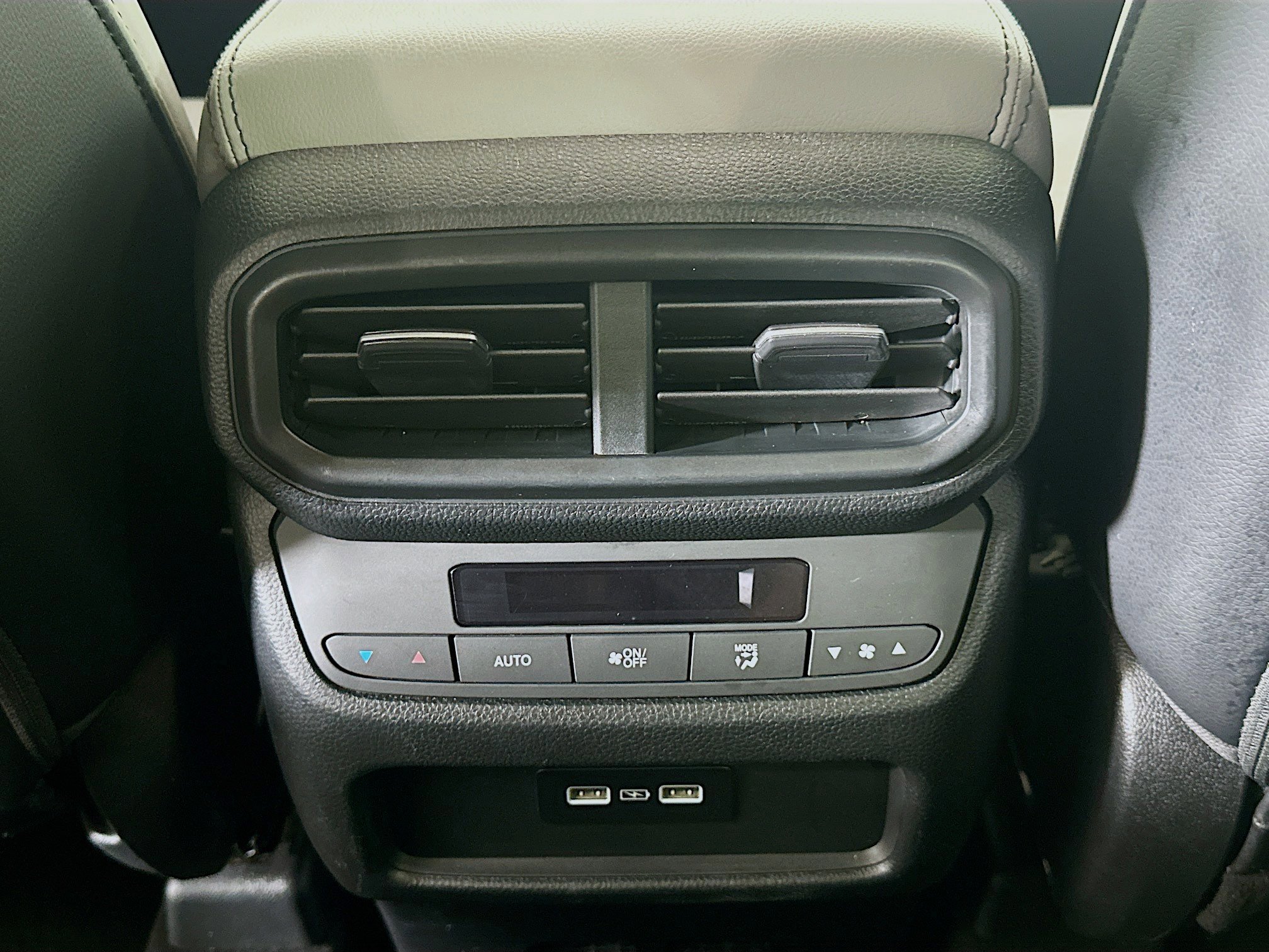Used 2023 Honda Pilot EX-L image 27