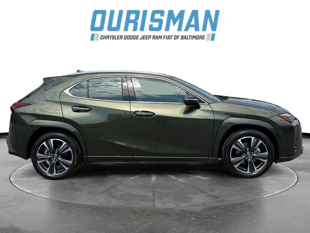 Used 2025 Lexus UX 300h AWD w/ Accessory Package (Z2) image 7