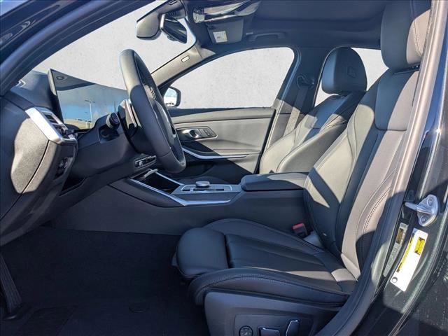 Used 2026 BMW 330i Sedan w/ Premium Package RWD image 4