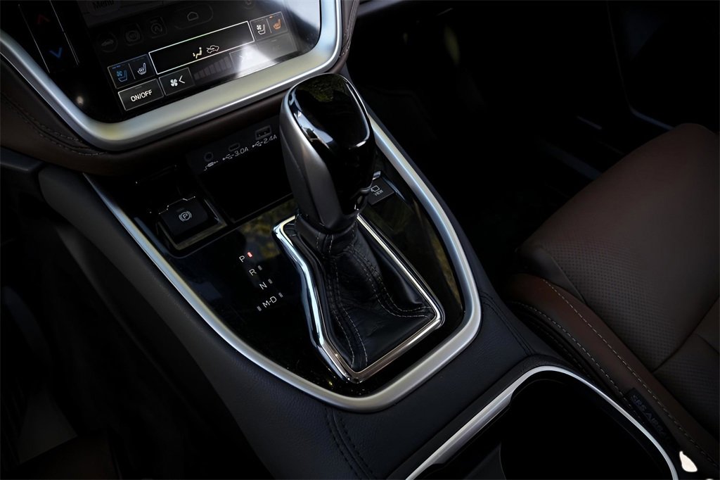 Used 2024 Subaru Outback Touring XT image 20