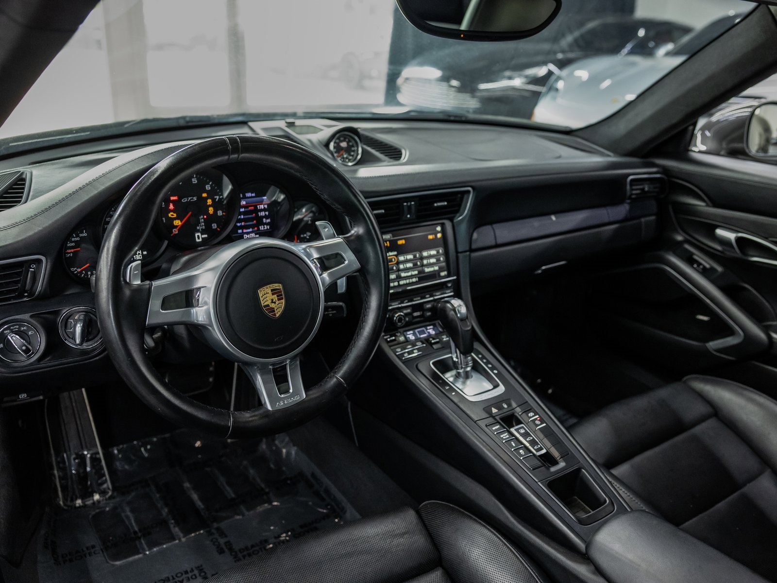 Used 2016 Porsche 911 Carrera GTS image 25