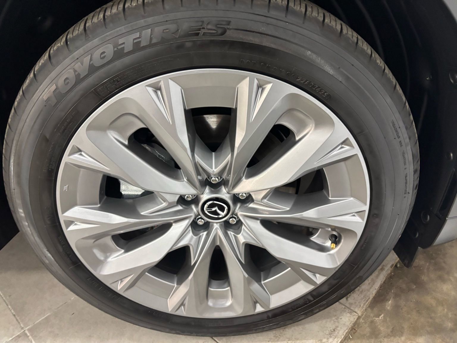 Certified 2026 MAZDA CX-90 3.3 Turbo w/ Premium Plus Pkg image 9