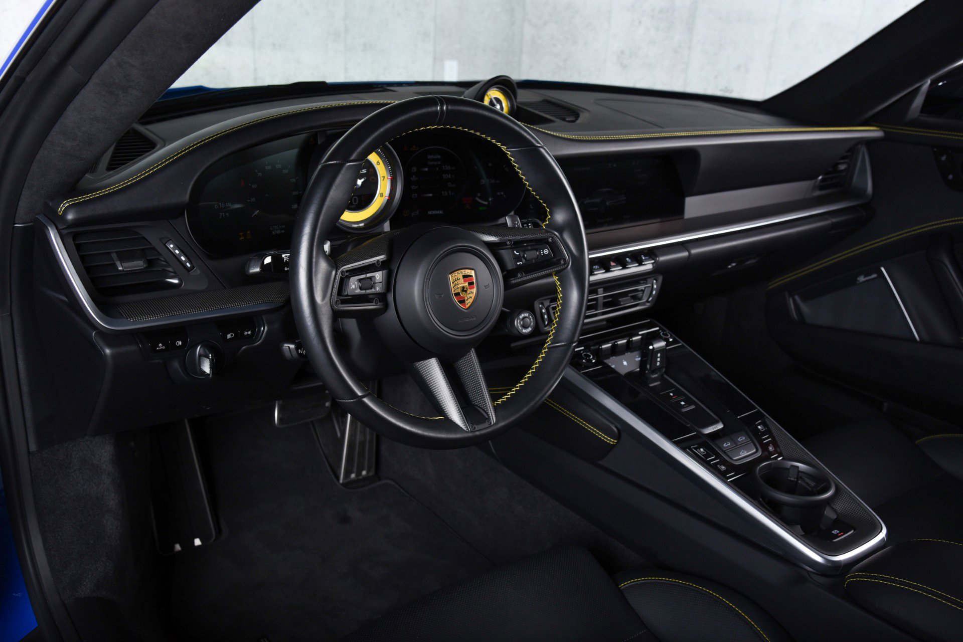 Used 2021 Porsche 911 Turbo S image 4