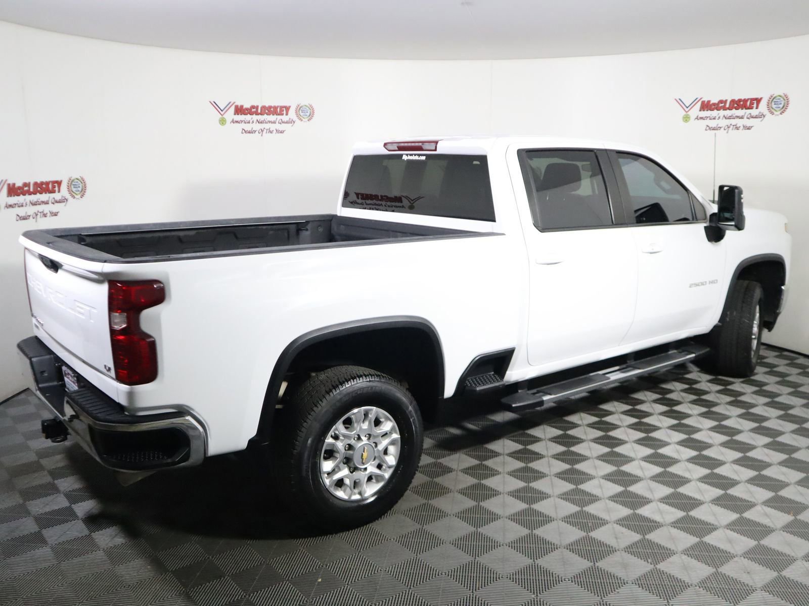 Used 2023 Chevrolet Silverado 2500 LT w/ Convenience Package image 7