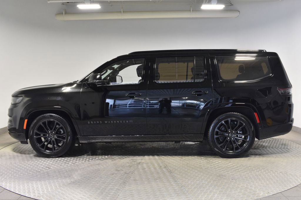 Used 2023 Jeep Grand Wagoneer Series II w/ Quick Order Packagew 28T image 2