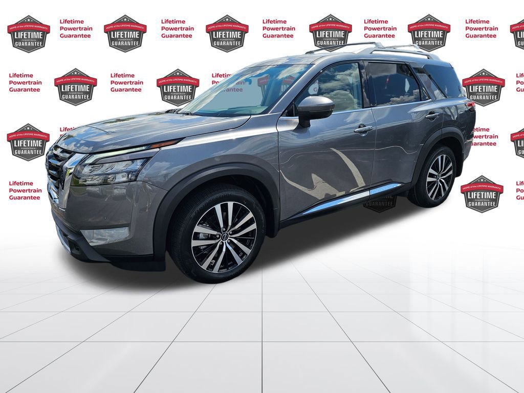 New 2025 Nissan Pathfinder Platinum