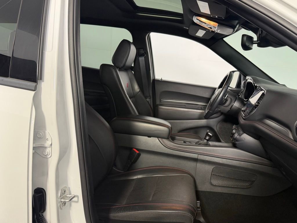 Used 2024 Dodge Durango GT RWD image 31
