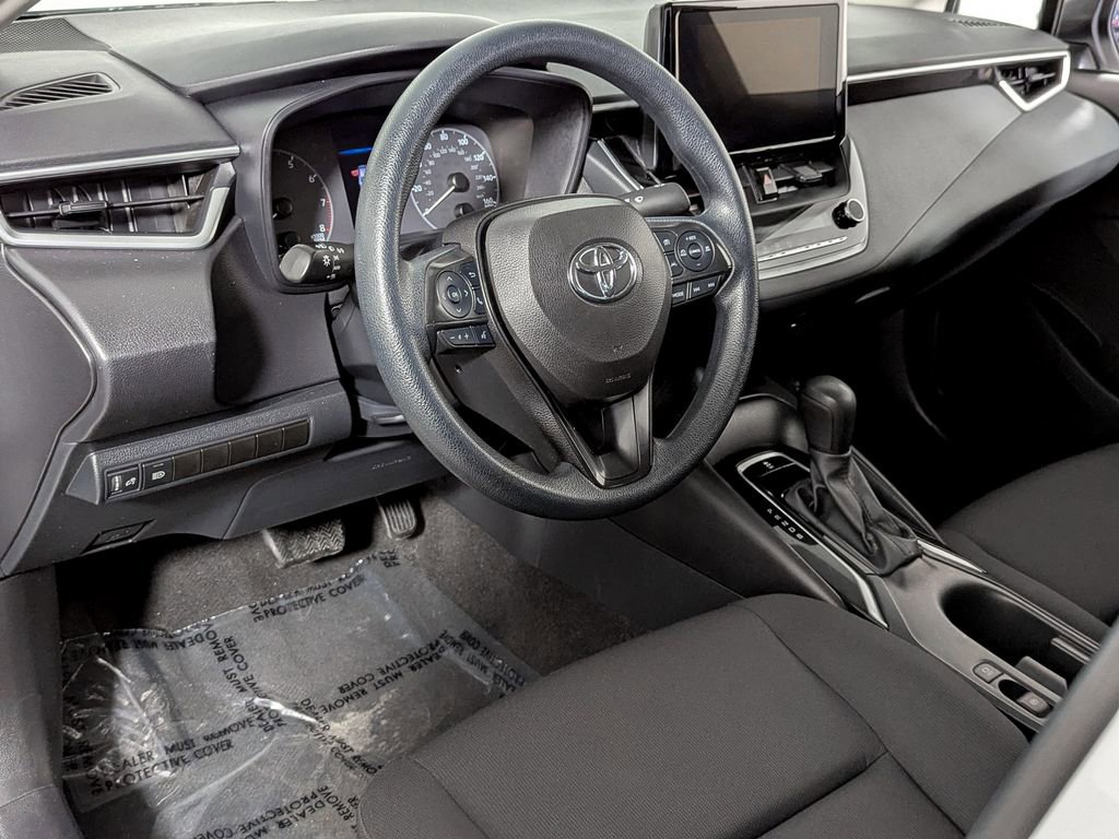 Used 2024 Toyota Corolla LE FWD image 17
