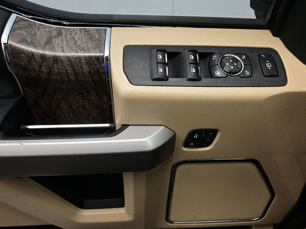 Used 2018 Ford F250 Lariat w/ Lariat Ultimate Package image 16