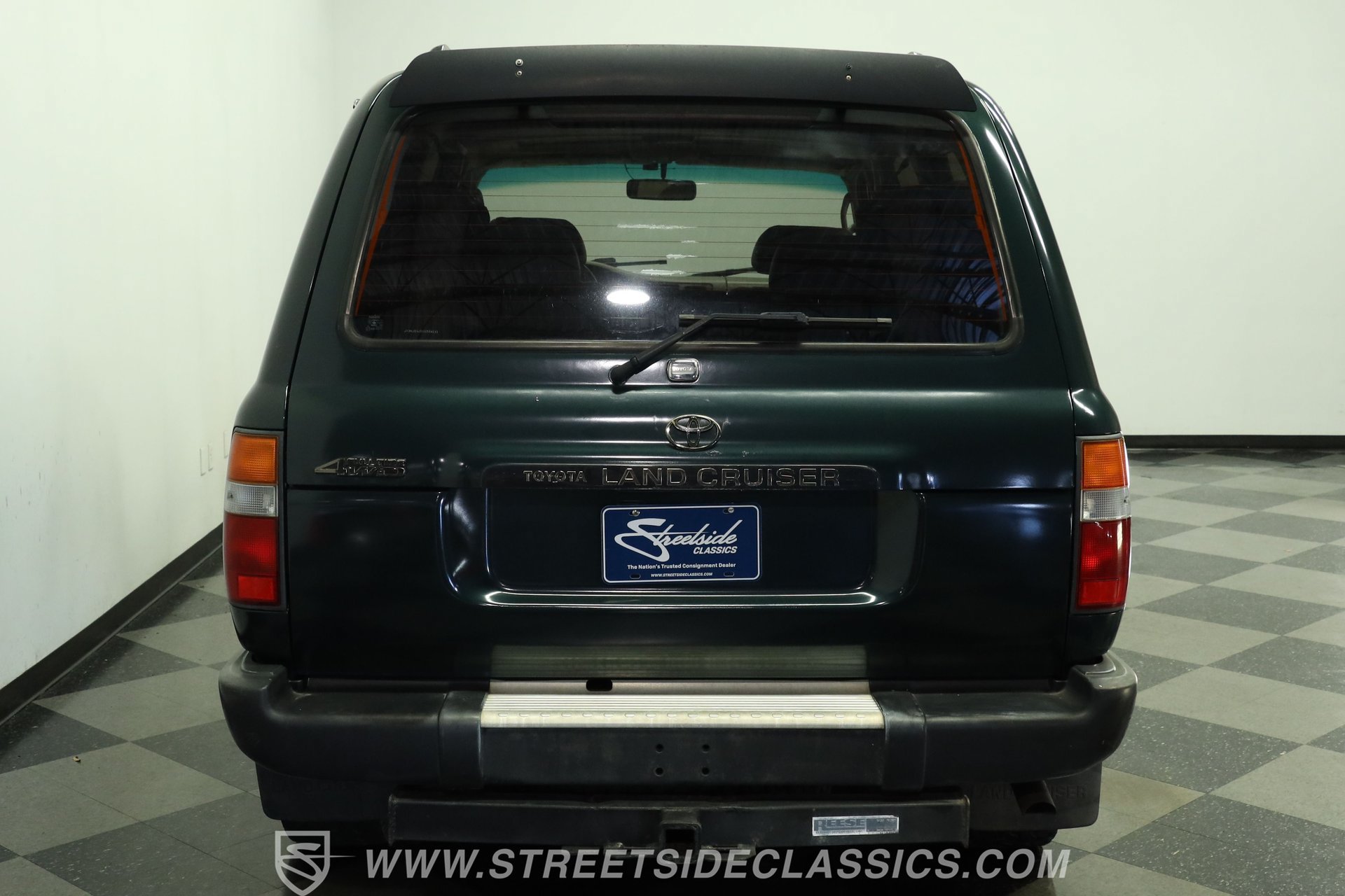 Used 1997 Toyota Land Cruiser w/ Collector's Edition Pkg AWD/4WD image 9