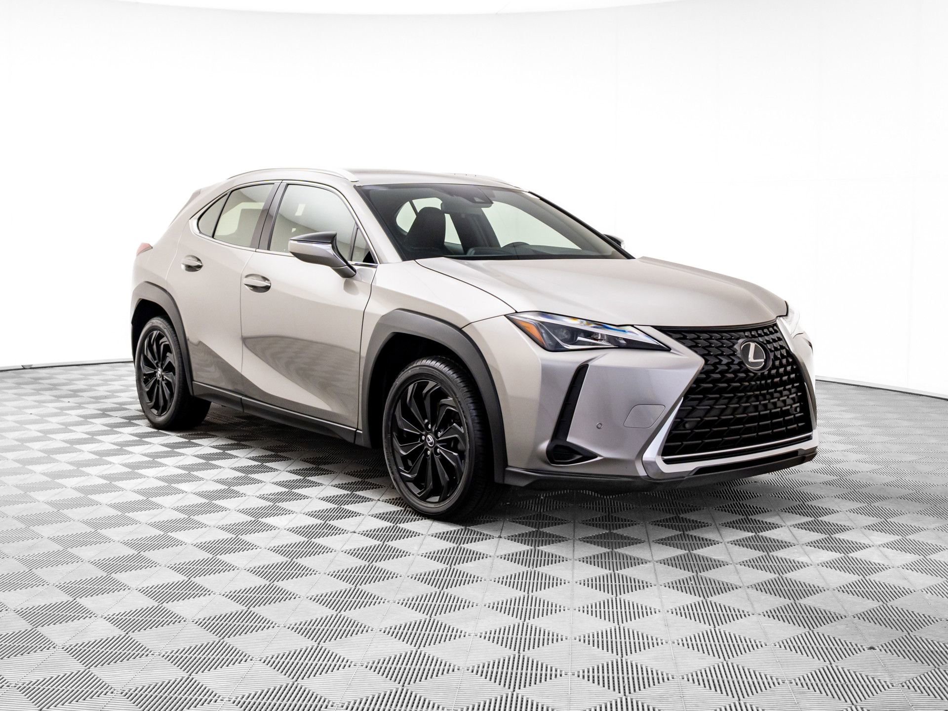 Used 2021 Lexus UX 200 w/ Accessory Package (Z1) image 7