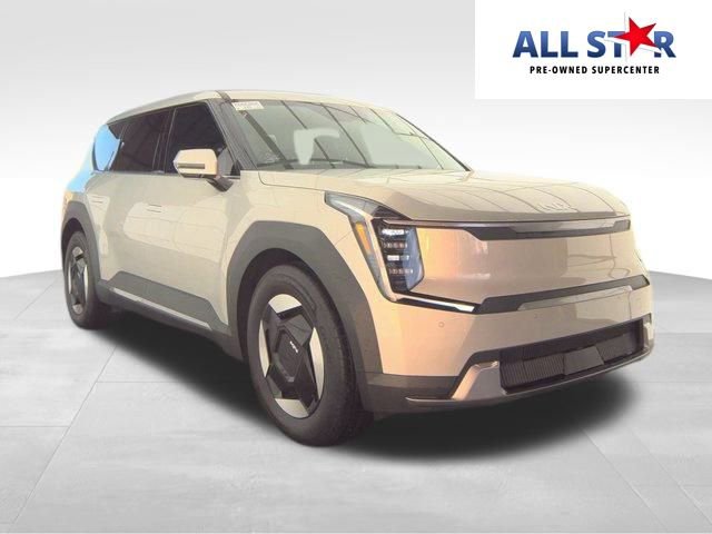 Used 2024 Kia EV9 Light Long Range image 1