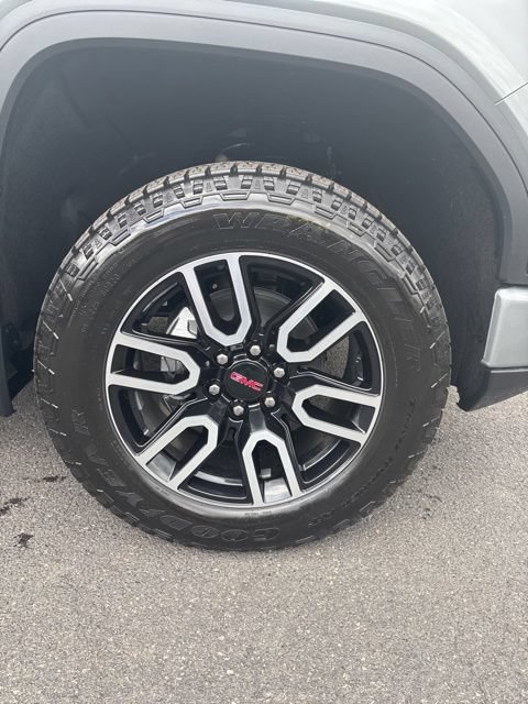 New 2026 GMC Sierra 1500 AT4 w/ Technology Package AWD/4WD image 4