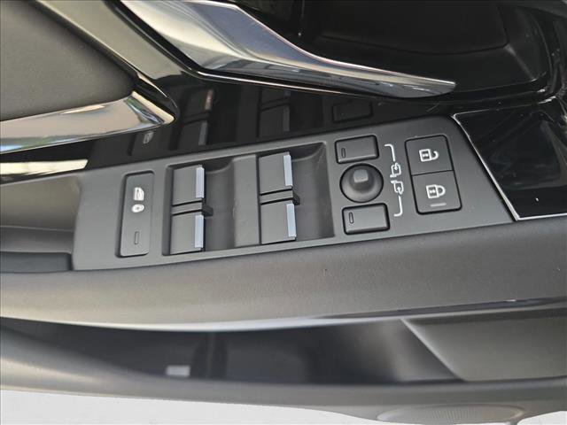 New 2026 Land Rover Range Rover Evoque S image 28