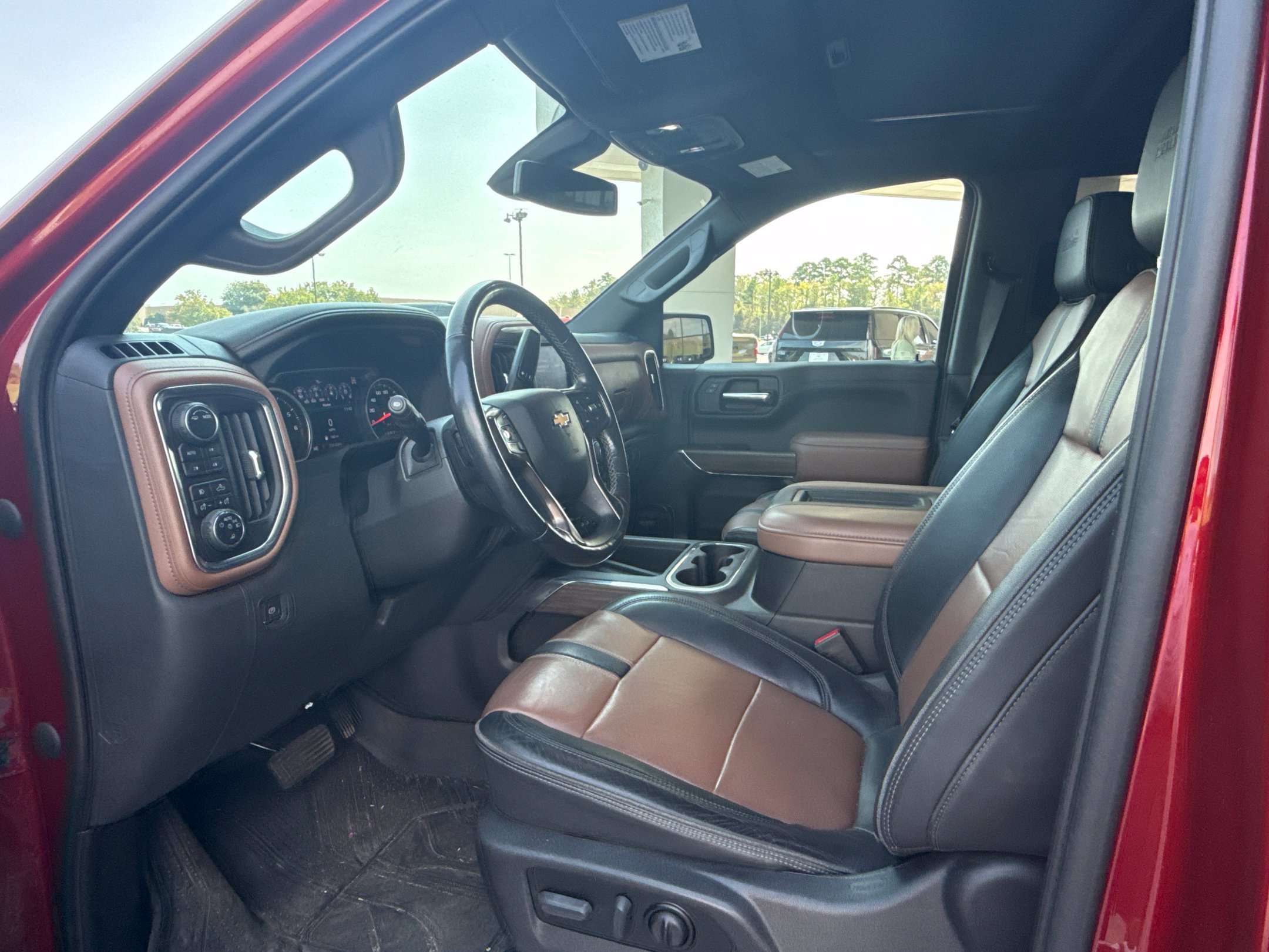 Used 2022 Chevrolet Silverado 1500 High Country AWD/4WD image 13