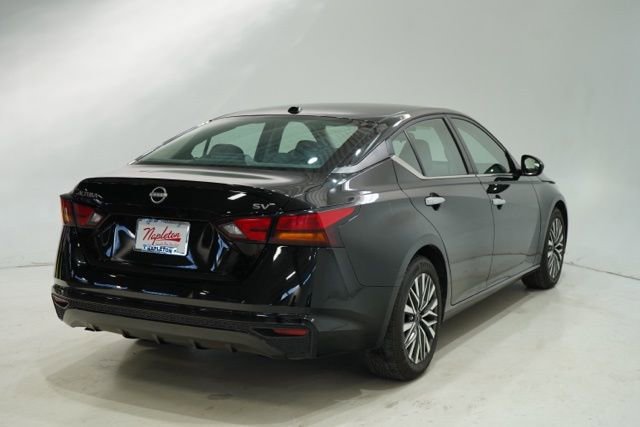 Used 2023 Nissan Altima 2.5 SV image 8