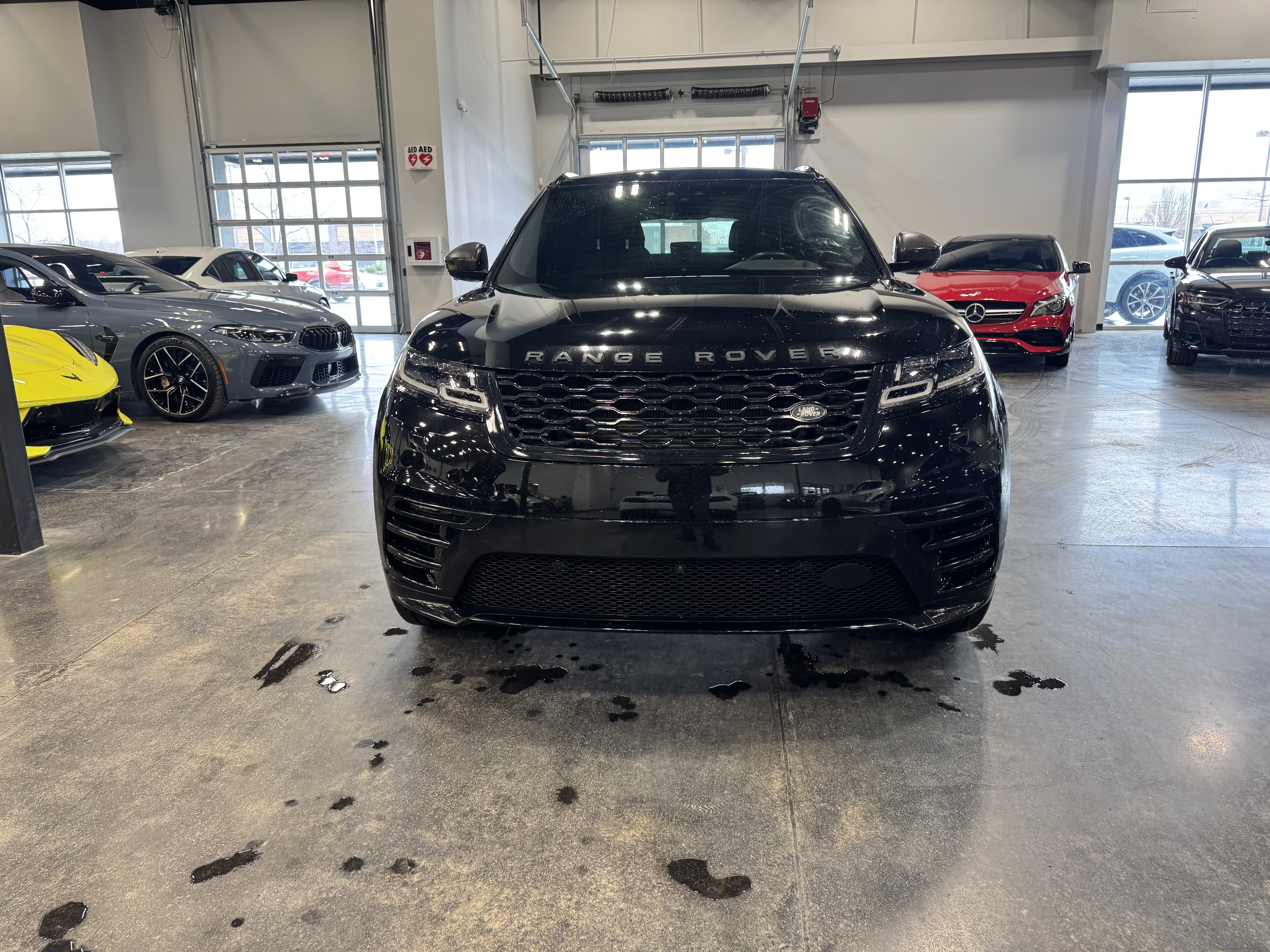 Used 2019 Land Rover Range Rover Velar R-Dynamic SE image 22