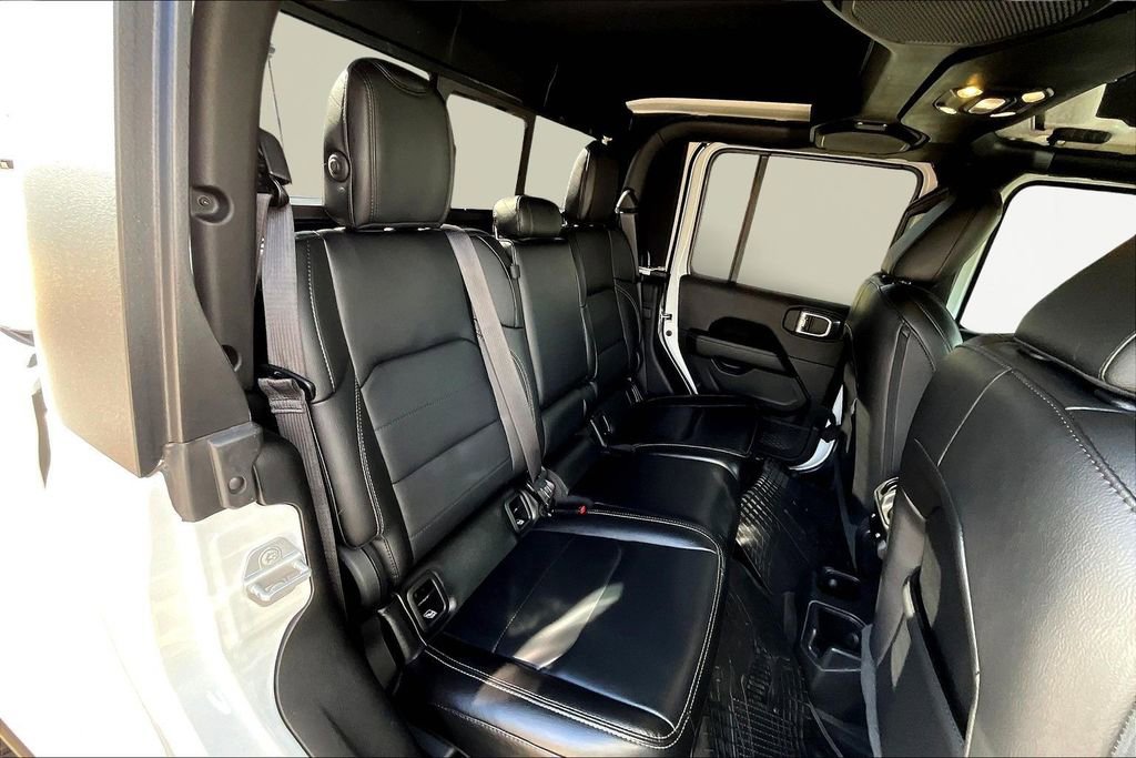 Used 2021 Jeep Gladiator Overland w/ Popular Equipment Package image 29